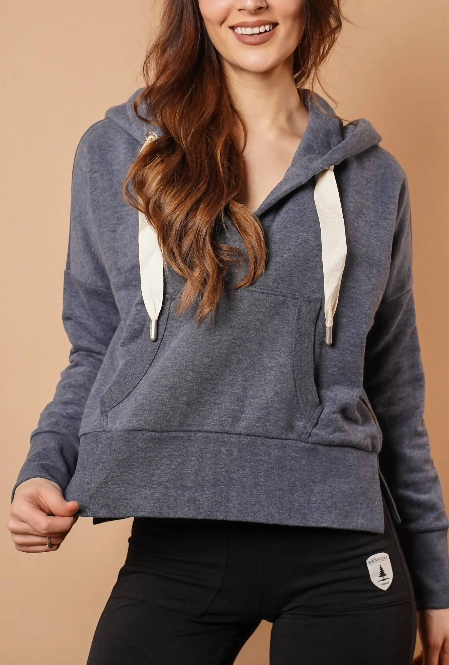 Aksu Cropped Hoodie In Navy