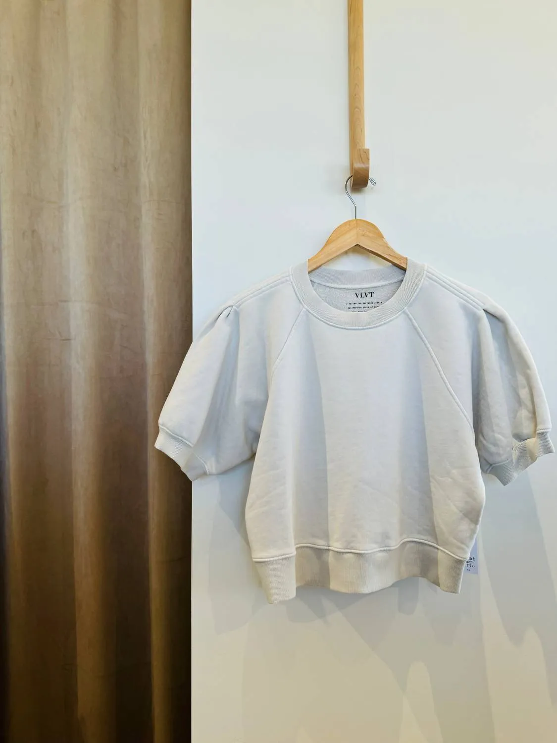 Bernadette Crop Puff Sweatshirt In Minx