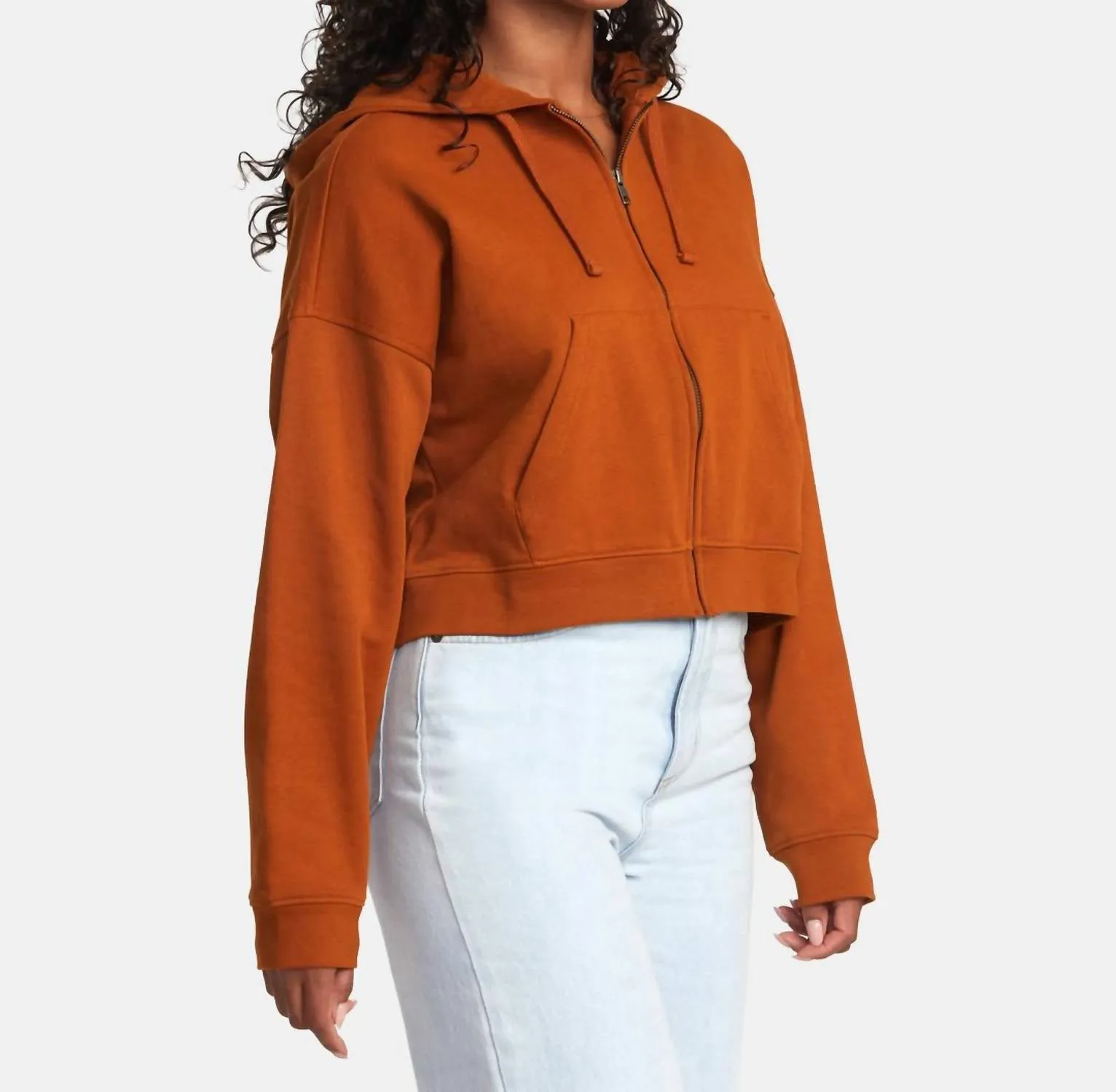 Court Hoodie In Caramel