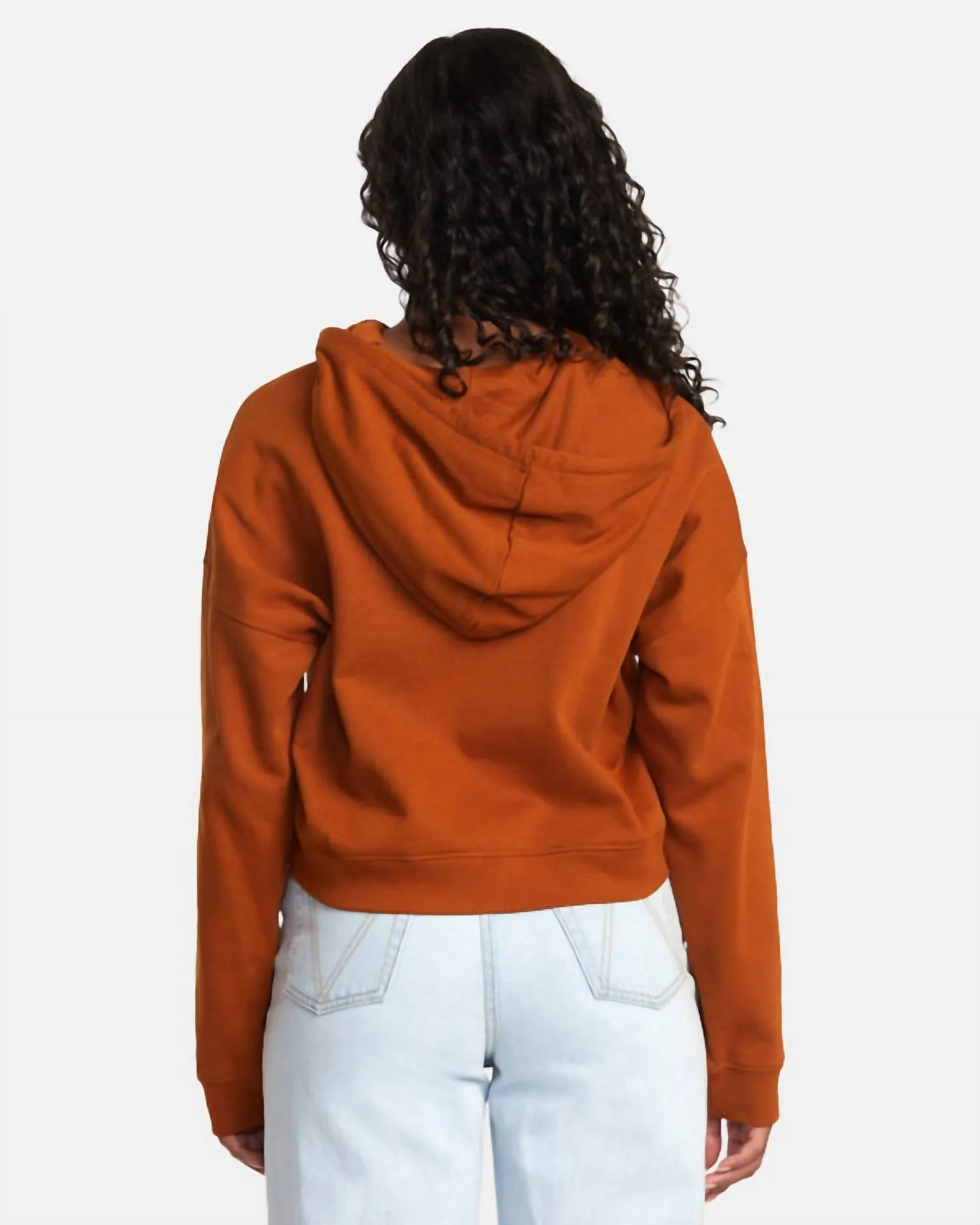 Court Hoodie In Caramel