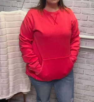 Dray Front Pocket Pullover In Red