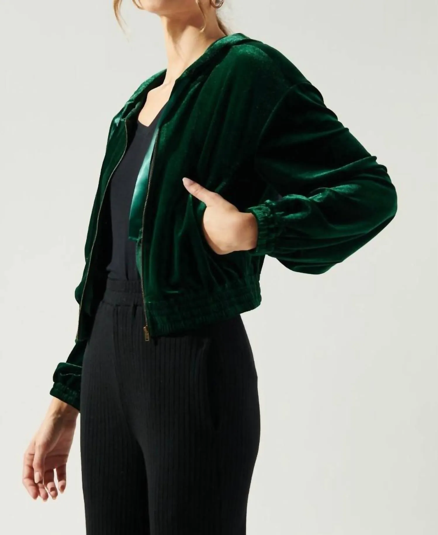 Everson Velvet Cropped Zip Up Hoodie In Emerald