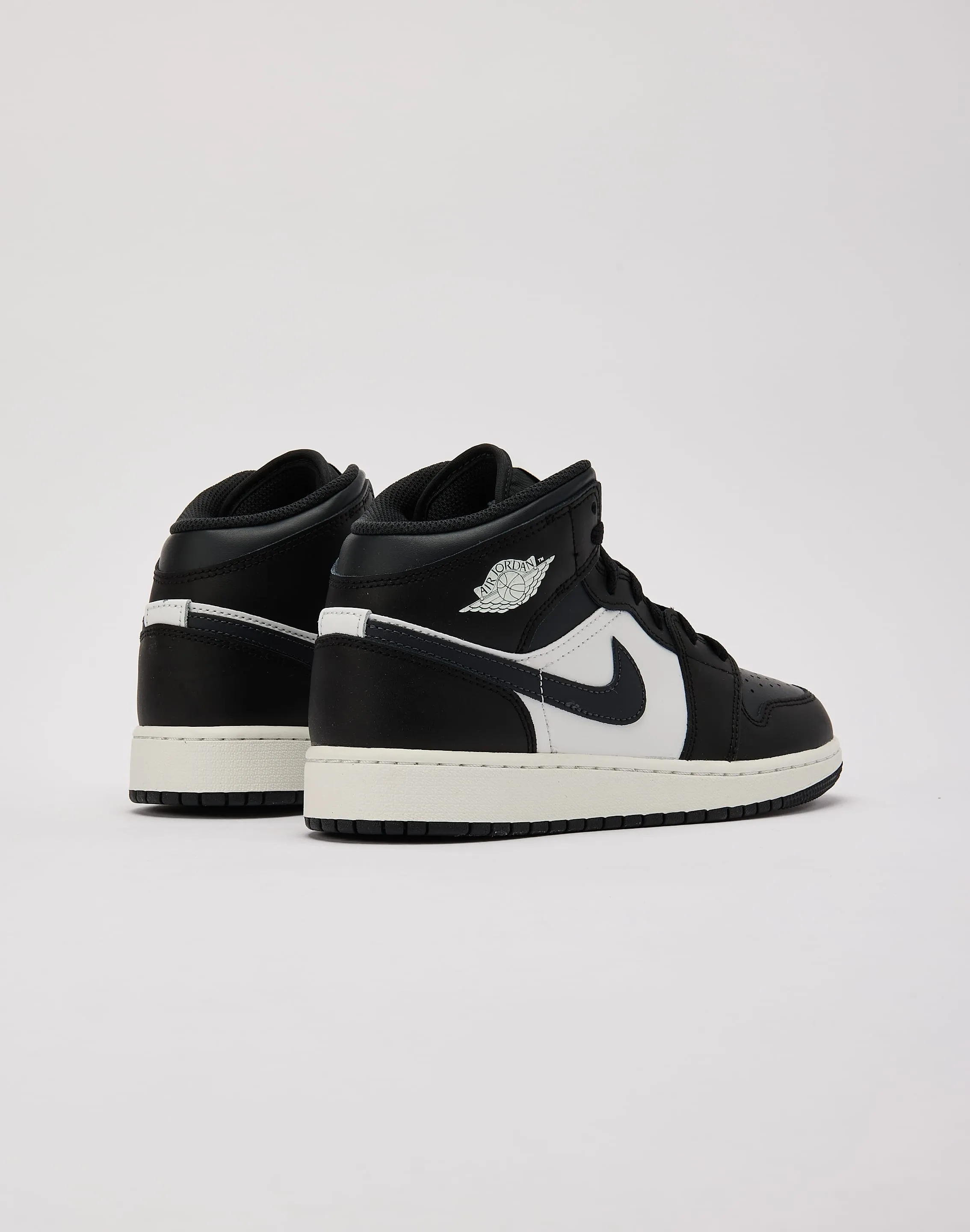 Jordan Air Jordan 1 Mid Grade-School