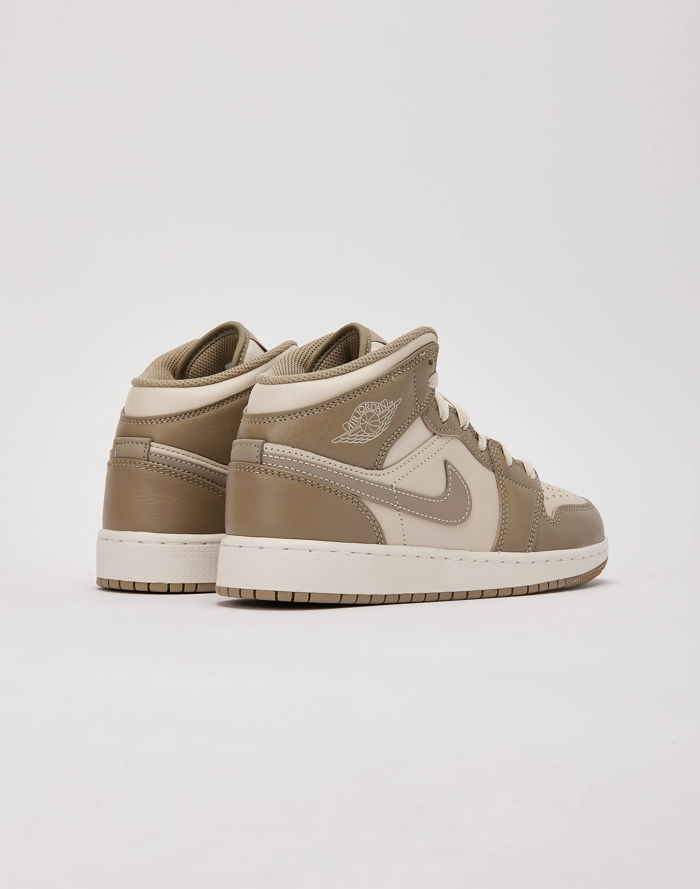 Jordan Air Jordan 1 Mid Grade-School