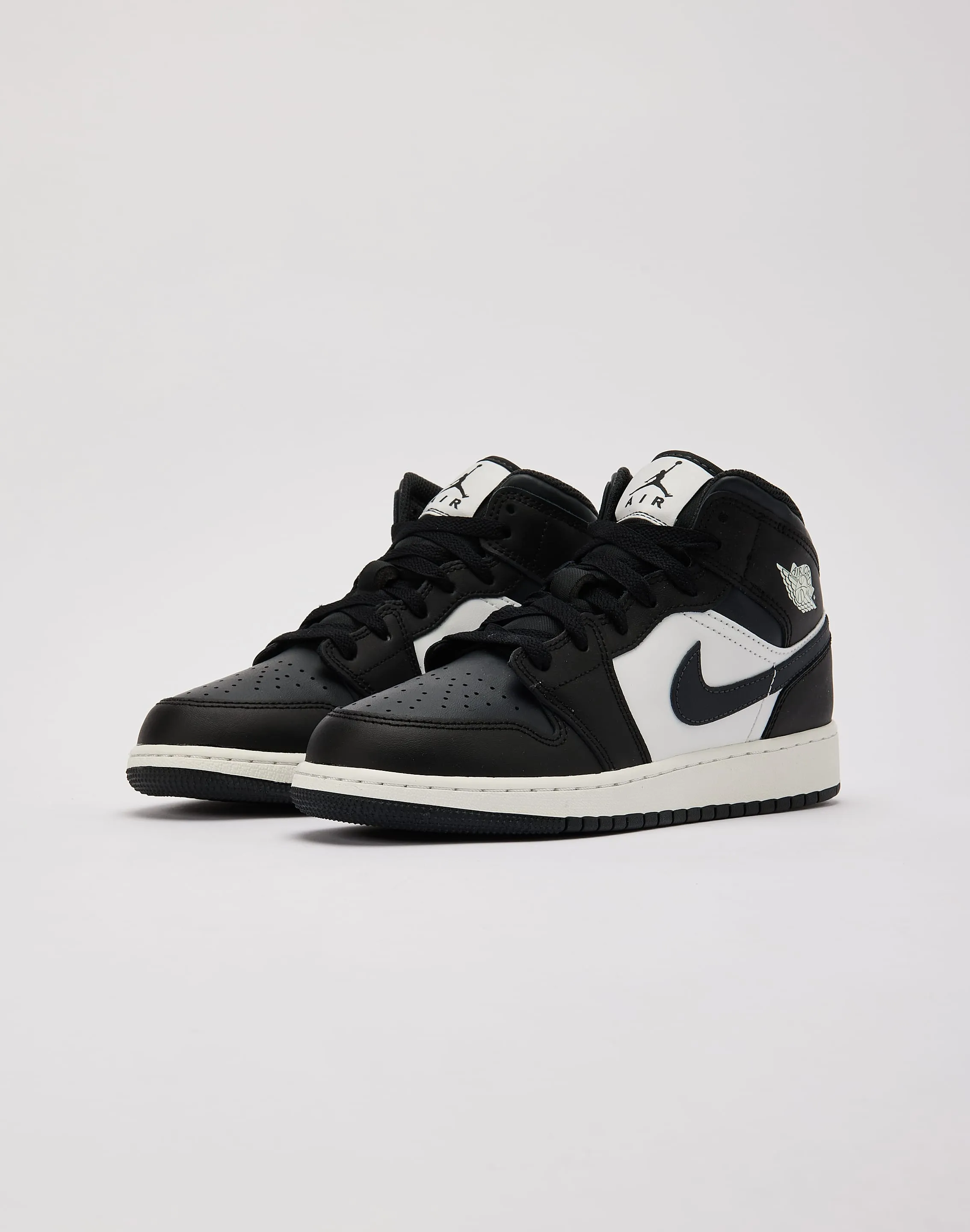 Jordan Air Jordan 1 Mid Grade-School