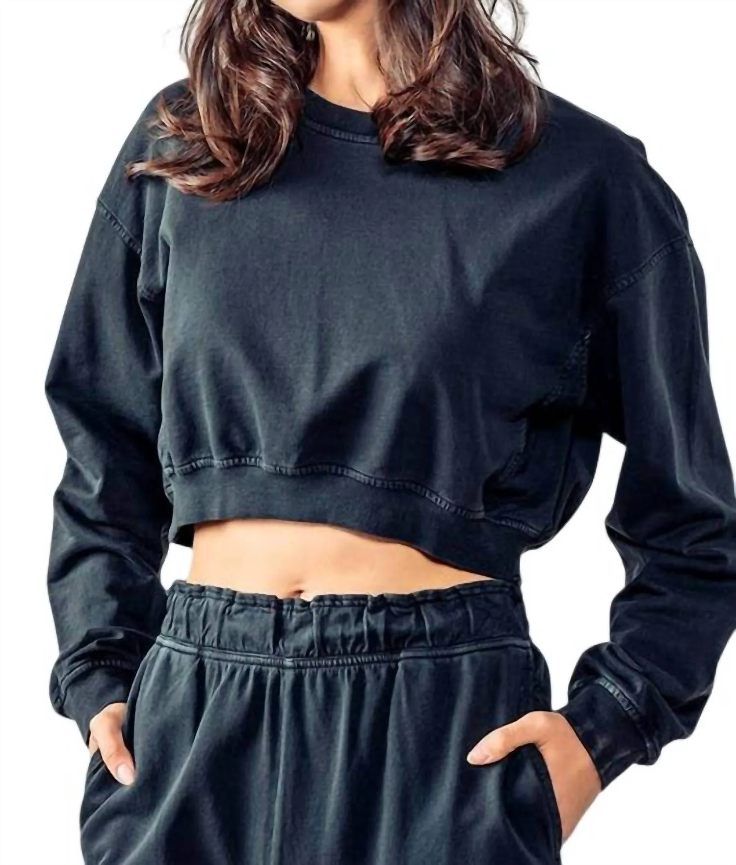 Mineral Washed Mock Neck Crop Sweatshirt In Black