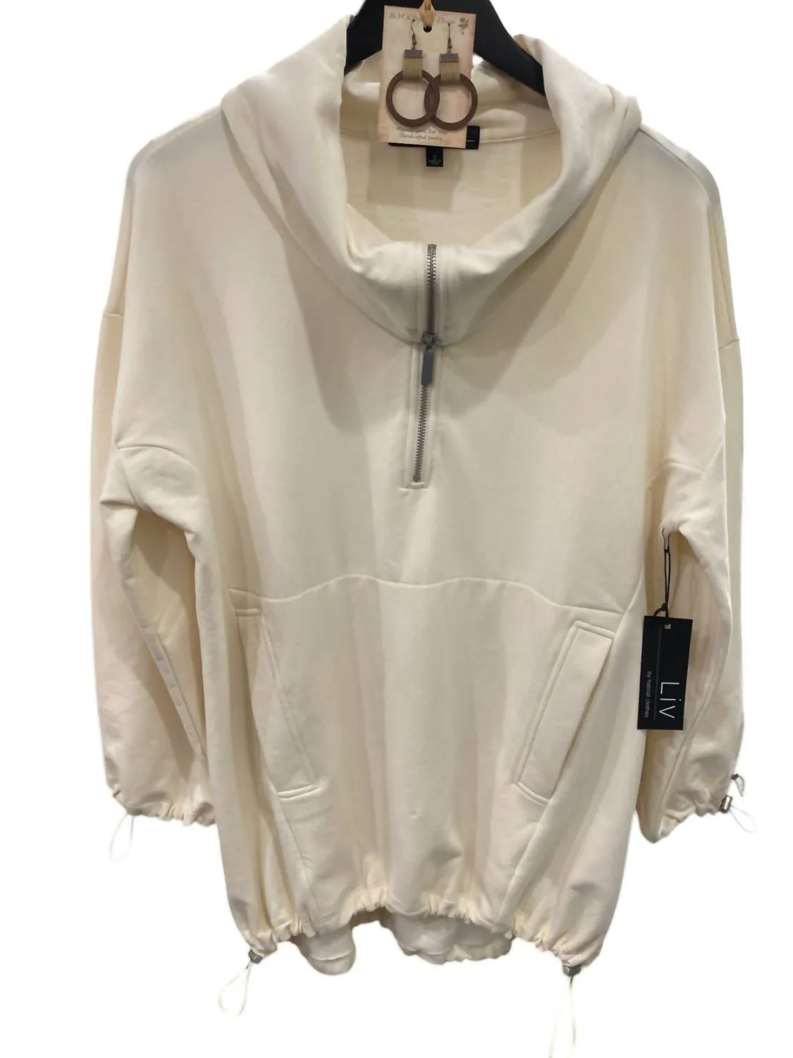 Olivia Fleece Toggle Zip Pullover In Winter White