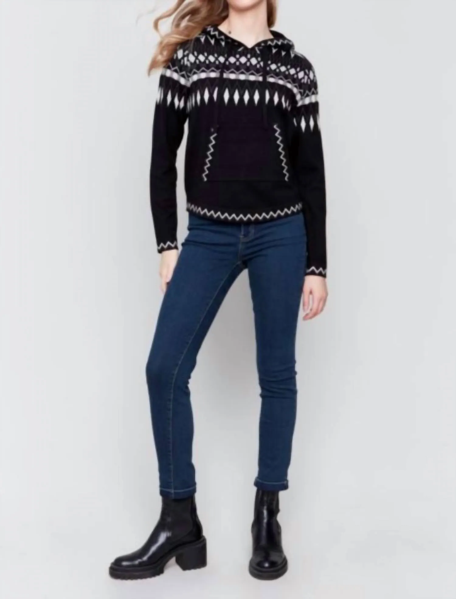 Ski Hoodie Sweater In Black