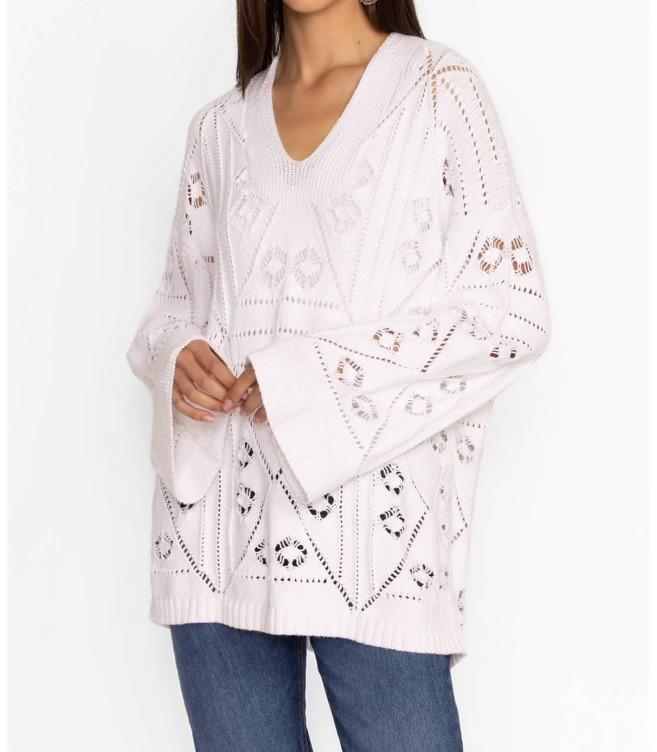 The Baja Pullover In White Wht