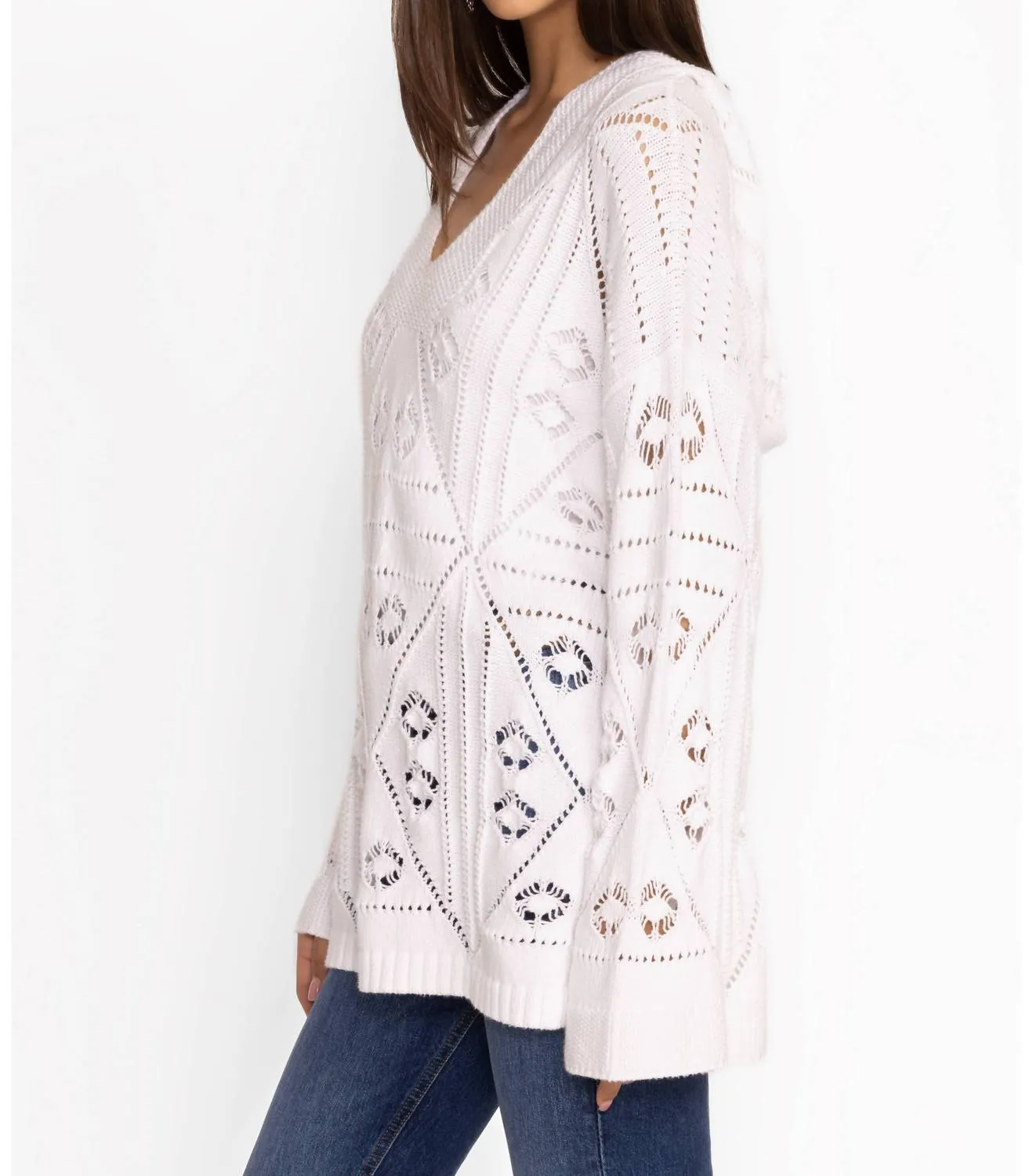 The Baja Pullover In White Wht