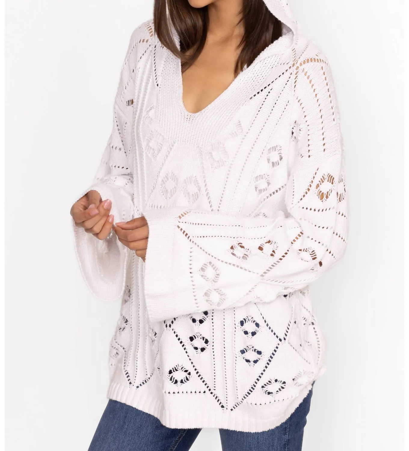 The Baja Pullover In White Wht