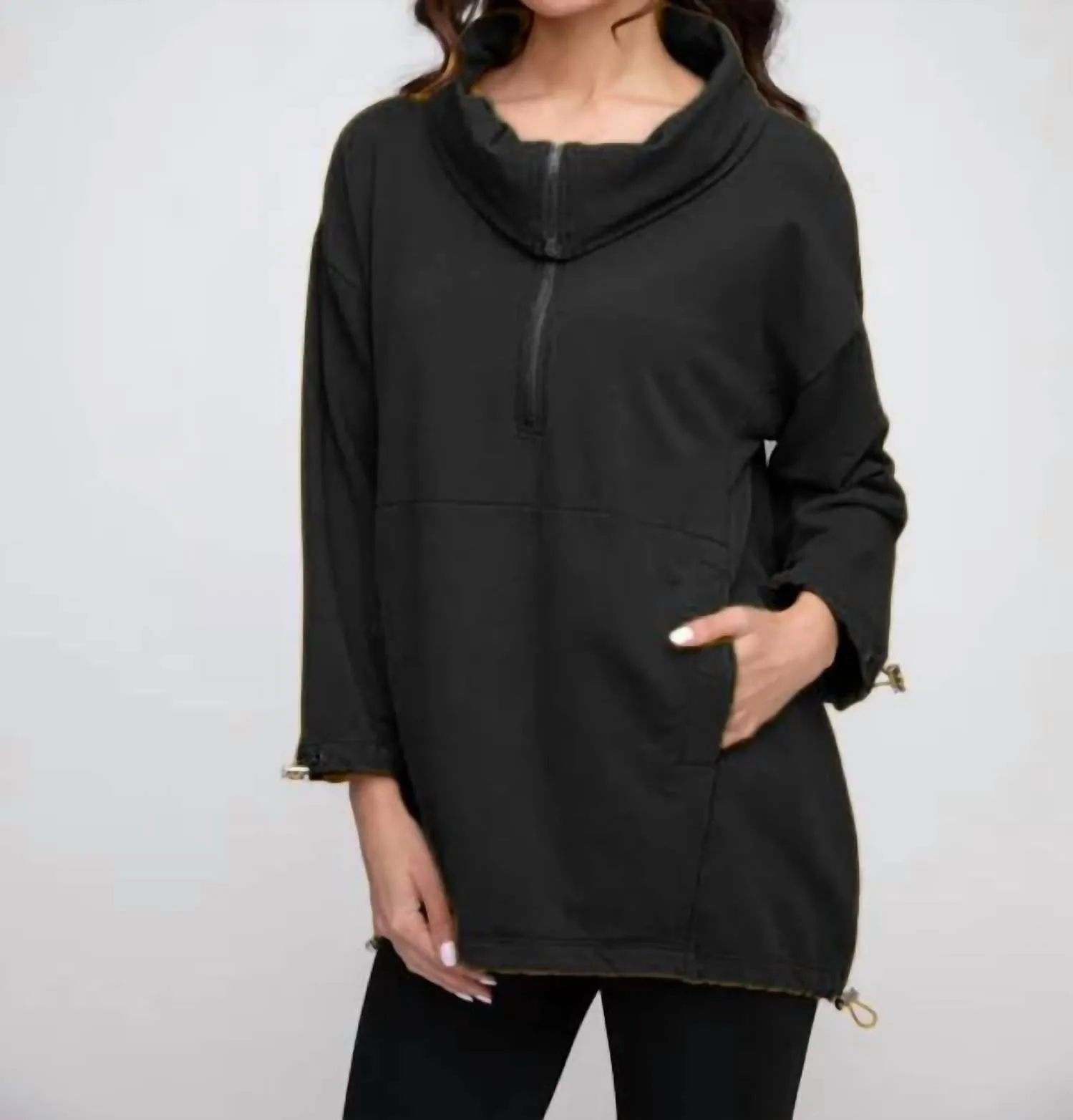Toggle Zip Pullover In Black